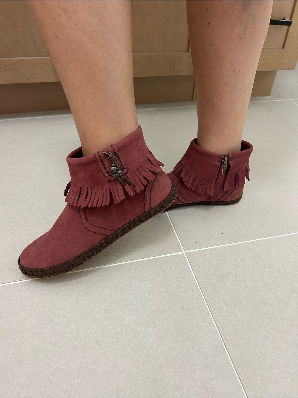 UGG Women's Suede Fringe Ankle Boots - Burgundy